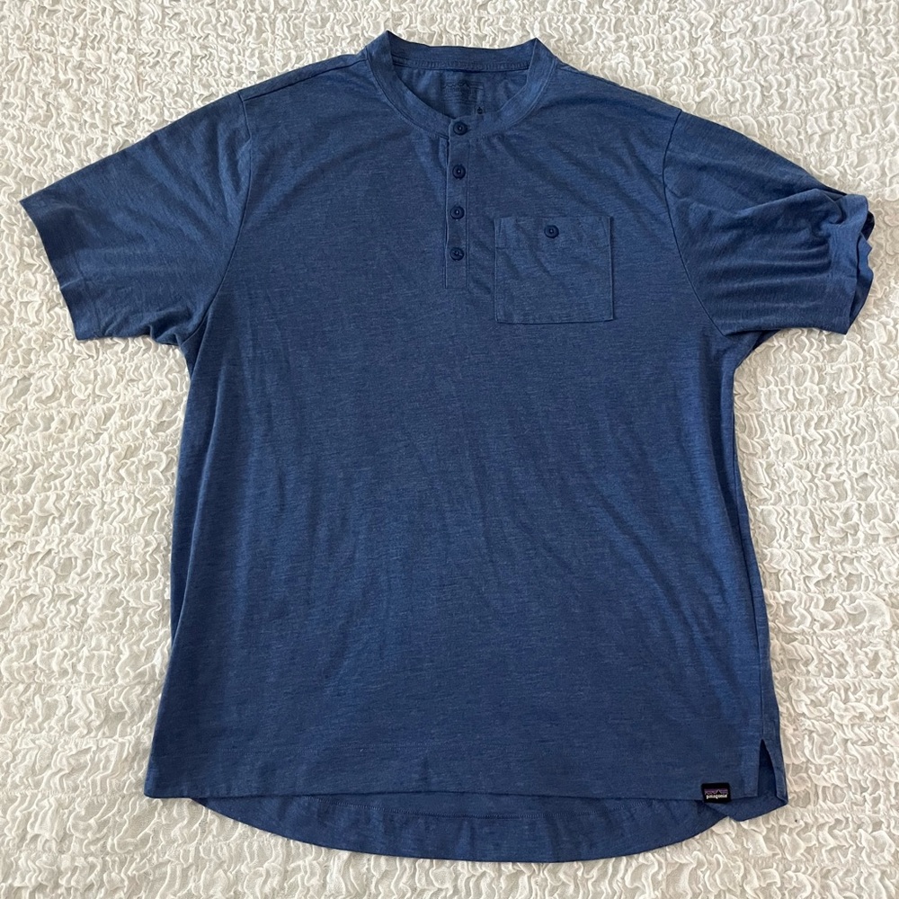 Patagonia Cool Daily Trail Henley men’s size Large